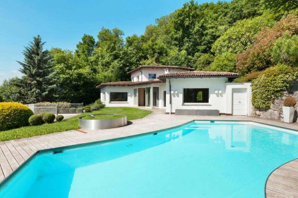 Construction de maison avec piscine - Aix-les-Bains - La Maison Des Travaux