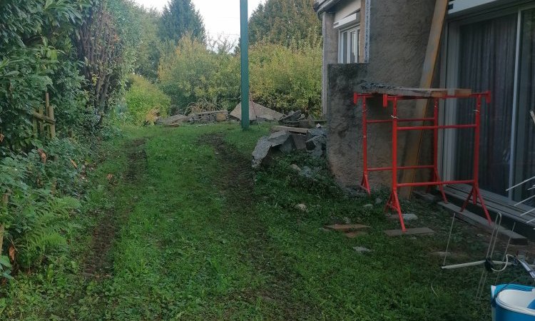 création d'un terrassement et d'un mur de soutènement d'une maison individuelle vers Voglans